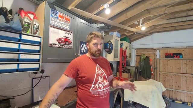 Mk2 Golf GTi 16v - First Start!!! смотреть онлайн