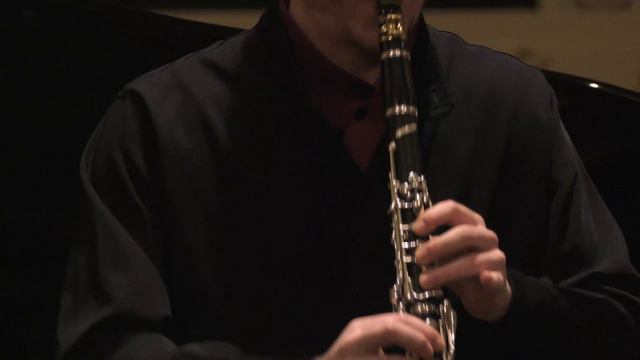 Duo Ebano Perform Weber: Grand Duo Concertante Op. 48 - III. Rondo. смотреть онлайн
