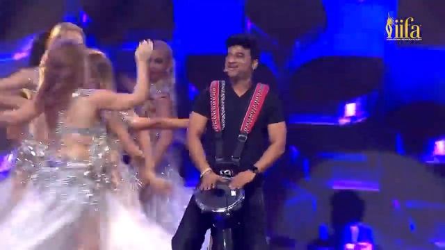 Belly dance show for IIFA Awards 2022 Abu Dhabi смотреть онлайн