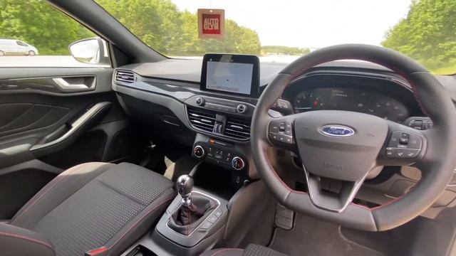 2019 19 FORD FOCUS 1.0 ECOBOOST 125PS ST-LINE 5 DOOR IN FROZEN WHITE WITH SAT NAV 14,000 MILES смотреть онлайн