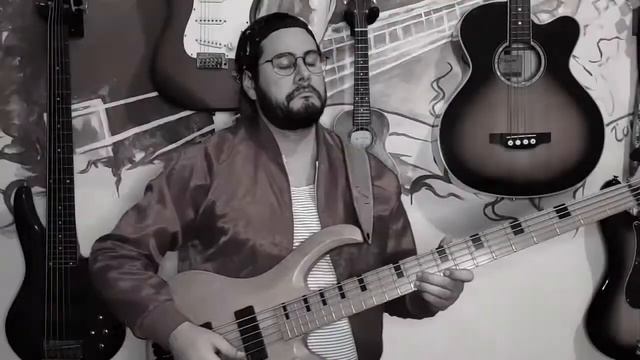 Don Carlos - Young Girl / Don Carlos / Cover Full Bass!!! #basssolo #reggae #solo смотреть онлайн