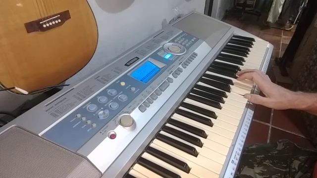 Teclado Yamaha DGX200