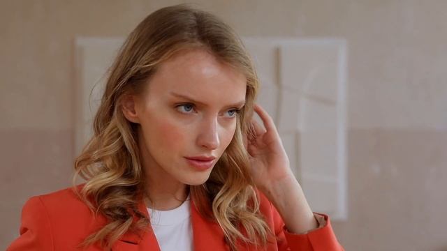 MILLZ KARTA – российский бренд женской одежды и аксессуаров родом из Санкт-Петербурга смотреть онлайн