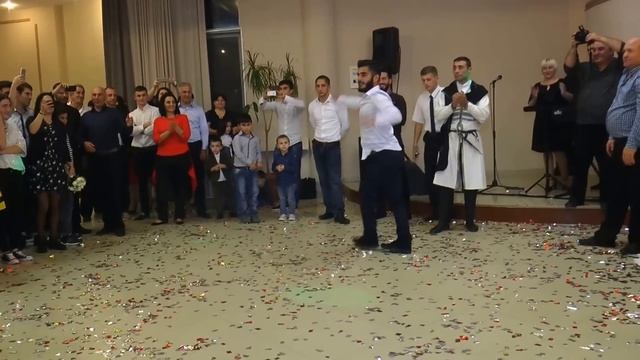Лезгинка каратистов завоевывает интернет-пространство/კარატისტების ლეზგინკა ინტერნეტ სივრცეს იპყრობ смотреть онлайн