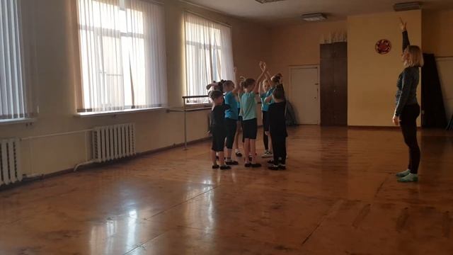 комбинации из танцев "Кошка " и "Гололед" смотреть онлайн