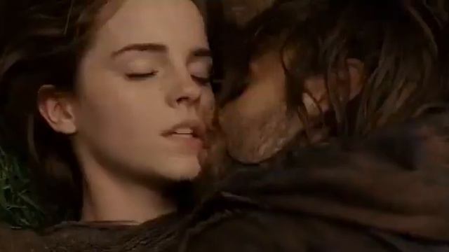 Emma Watson hot scene смотреть онлайн
