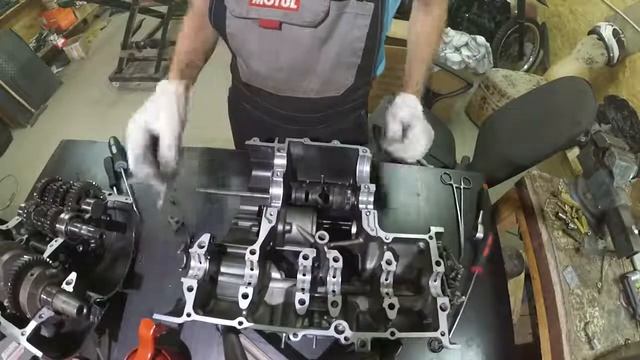 Suzuki GSF400 Bandit 1 смотреть онлайн