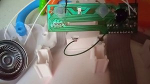 Ремонт детской игрушки. Нет звука.