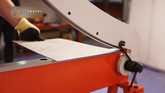 Гильотинные ножницы серии HS-1000, резка листа смотреть онлайн