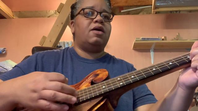 Mia F-Style Octave Mandolin - FOT-E New смотреть онлайн