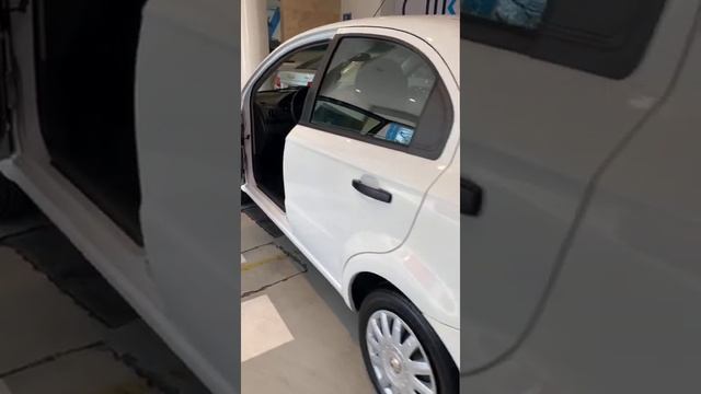 CHEVROLET AVEO 2014 смотреть онлайн