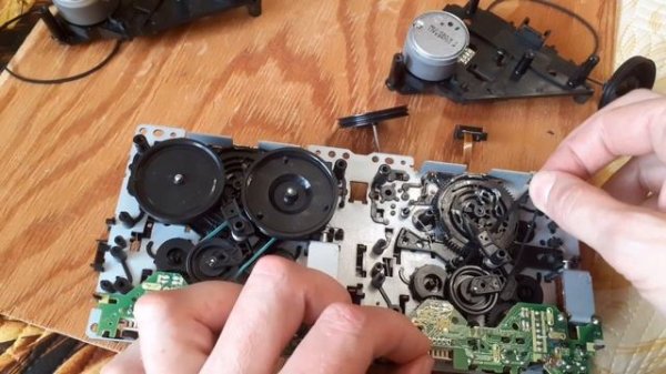 Замена пассиков в Technics RS-EH60.