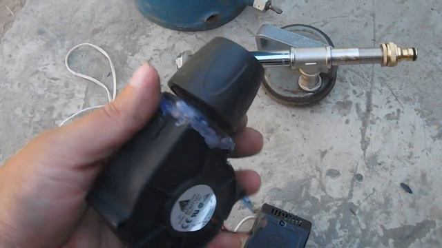 Тест дымогенератора холодного копчения,собрал впервые, его устройство и работа смотреть онлайн