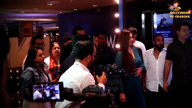 Ajay Devgn Co-Star Tabu And Wife Kajol Reached At The Red Carpet Premiere Of Drishyam 2 смотреть онлайн