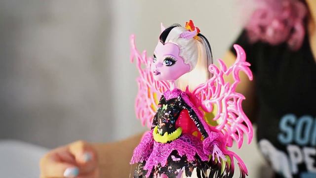 Muñeca Bonita Femur Monster High смотреть онлайн