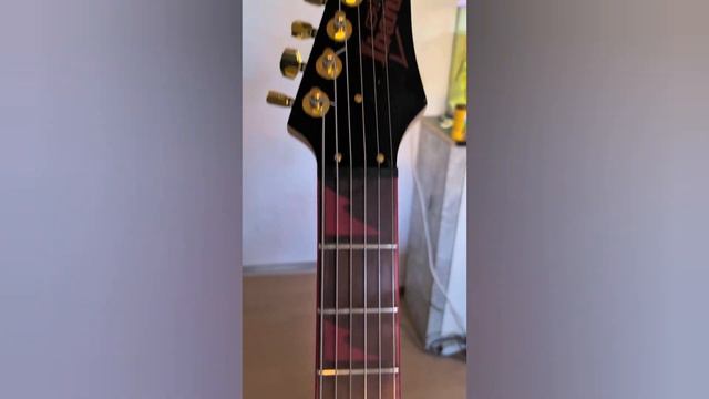 IBANEZ GRG131DX BKF GIO Gold Hardware смотреть онлайн