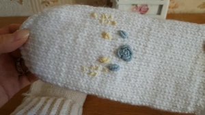 Вышивка на варежках Рококо (Бразильская вышивка)