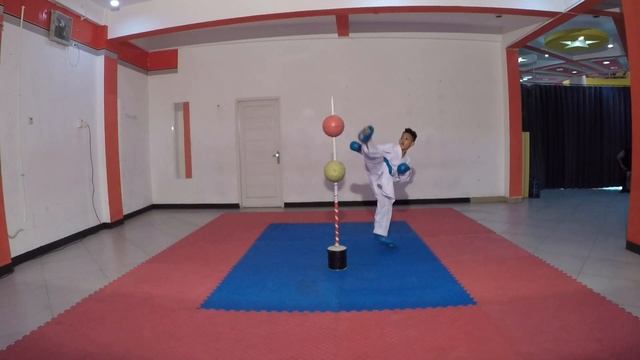 ANUGRAH M FIRMANSYAH | U12 E-KUMITE MALE | ROUND 1 | CHAMPION DUDOJO | ARAWAZA смотреть онлайн