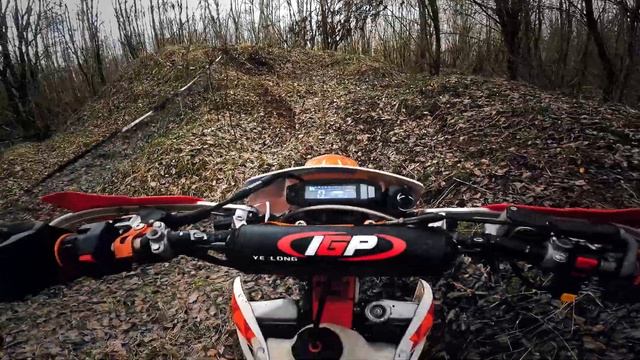 Продлили свою Enduro трассу смотреть онлайн