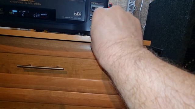 LD PLAYER SONY MDP 850 D смотреть онлайн