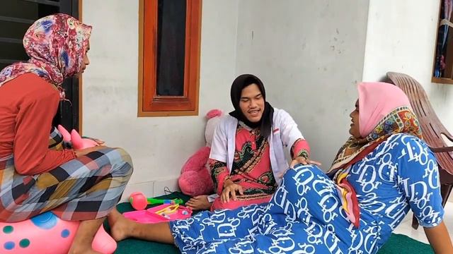 Drama Lucu 🤣😂🌈🎈💓 Ibu Hamil Melahirkan Akibat Makan Rujak Kepedasan 🧑⚕️🤱🦆🎈🥰 смотреть онлайн