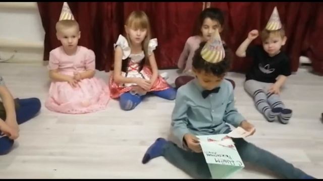 Позитивия 06 01 2021 День рождения клип, танцы, хоровод, дети поздравляют воспитатель Алла Останний смотреть онлайн