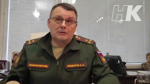 Почему США может равным образом манипулировать ситуацией, как в Киеве, так и в Москве? смотреть онлайн