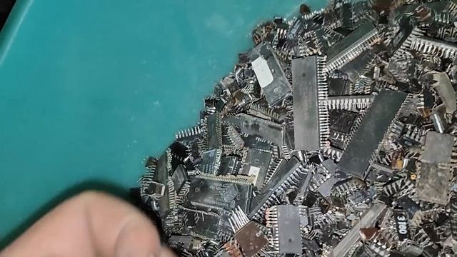 Пакуйте посылки лучше. Для двух Максимов. Ну и для всех остальных тоже. смотреть онлайн