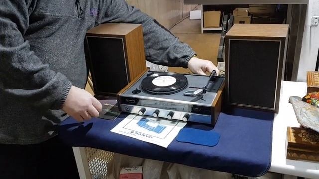 ВИДЕО-ОБЗОР! Рабочий Проигрыватель и Радио Sanyo G-2317k Stereophonic Radio-Phonograph смотреть онлайн