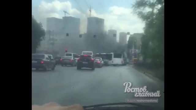 На РИИЖТе сгорела кабина у бетономешалки 9 7 2019 Ростов на Дону Главный смотреть онлайн