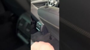 Как снять подголовник пассат б8 рестайлинг