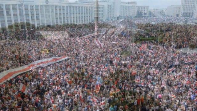 ЭТО ПРОИСХОДИТ У НАС В СТРАНЕ смотреть онлайн