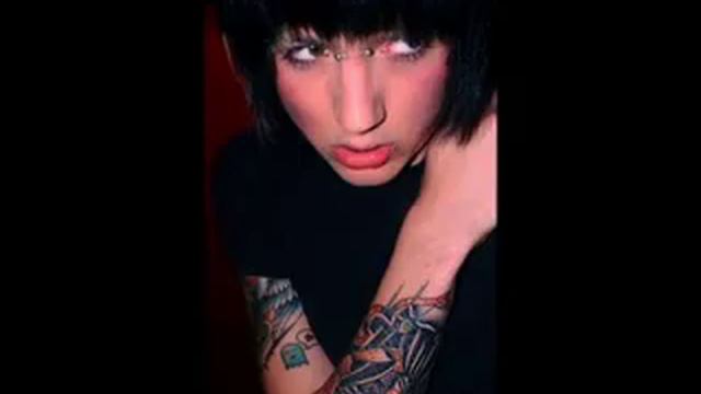 Oliver Sykes And Bring Me The Horizon(video).flv