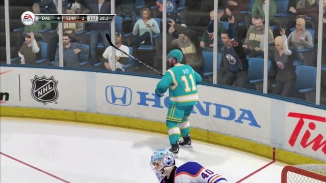 NHL 13 Tips and Tricks Ep. 3: Use Simple, Effective 1-on-1 Dekes смотреть онлайн