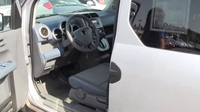Virtual Video Walk Around Tour Of A 200 Honda Element  From Chaplins Auto Group In Bellevue WA