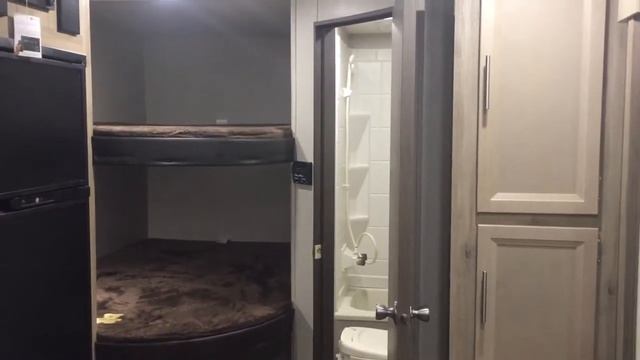 New 2020 Coachmen RV Catalina Legacy 221DBS смотреть онлайн