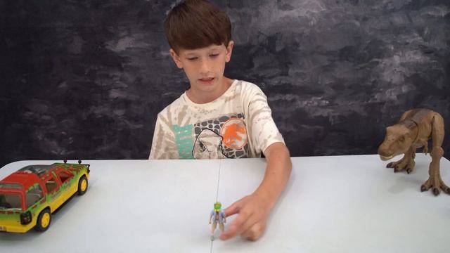 REVIEW: Matel Jurassic World Legacy Collection - Tyrannosaurus Rex Escape Pack (Target Exclusive) смотреть онлайн