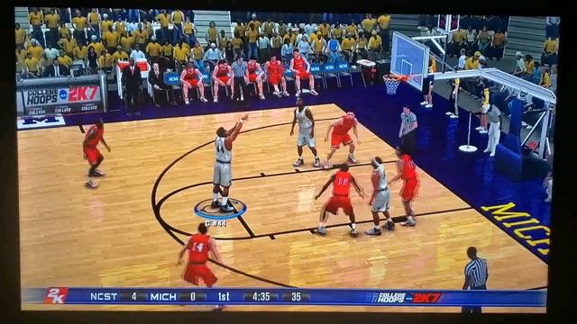 College Hoops 2K Reviews Ep. 7: College Hoops 2K7 (PS3) смотреть онлайн
