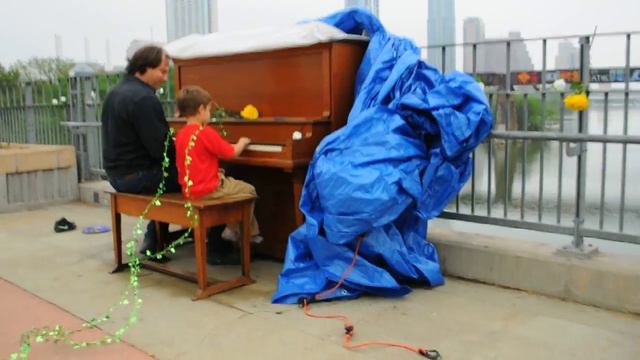 piano on bridge смотреть онлайн