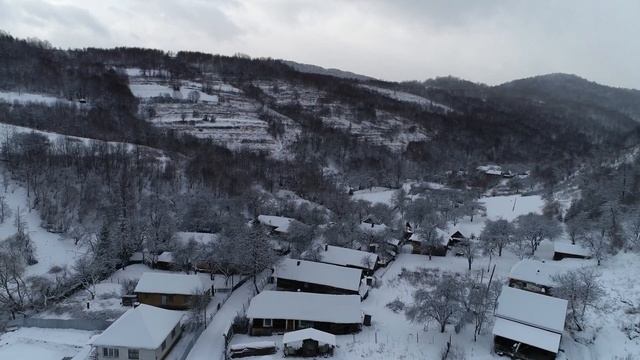 Буківцьово село в Україні ?? 4K DJI Phantom | GoPro смотреть онлайн