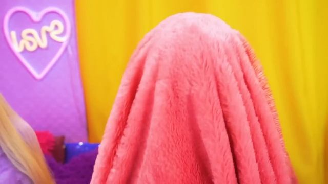 Четыре Стихии - Огонь, Вода, Воздух и Земля || Горячая VS Холодная Девушка смотреть онлайн