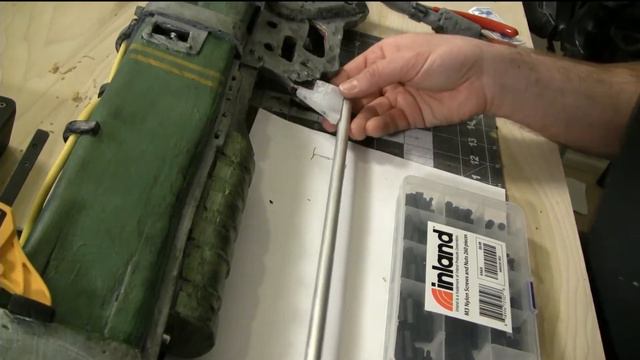 Improving Cosplay Structural Integrity - Fallout 4 Laser Rifle Cosplay Upgrade смотреть онлайн
