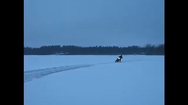Suzuki dr 350 -91 on ice смотреть онлайн