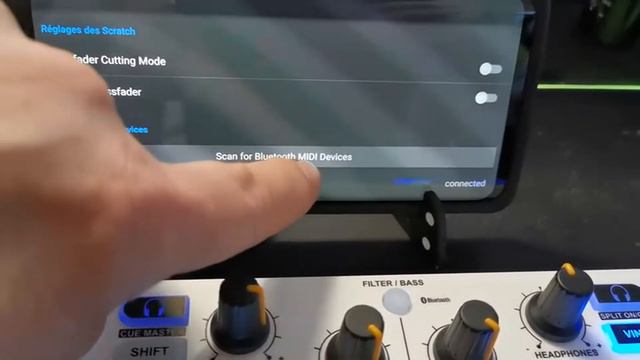 Hercules DJControl Mix – Contrôleur DJ Bluetooth sans fil pour Smartphone, Petite table de mixage 2 смотреть онлайн