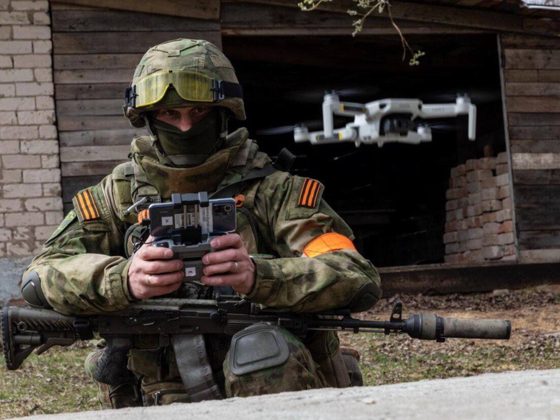 79 часть Украинский вермахт сдается в плен и бежит со своих позиций . Пуля для Зеленского. смотреть онлайн