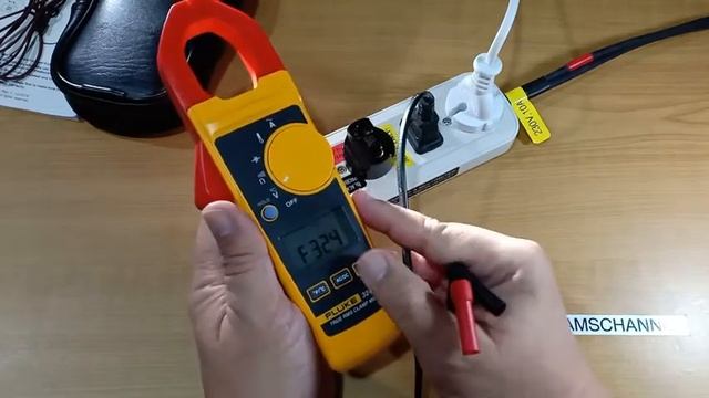 [ENGLISH SUB]Fluke 324 True RMS Clamp Meter Unboxing And Demo