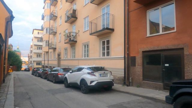 Sweden - Stockholm - Walking Towards MONTELIUSVÄGEN