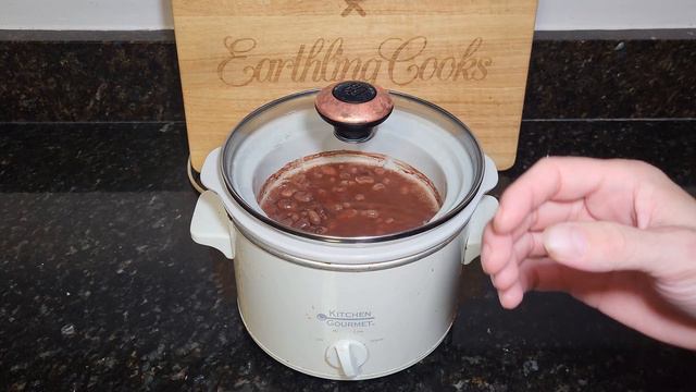 How to Cook Beans in a Crock Pot. смотреть онлайн