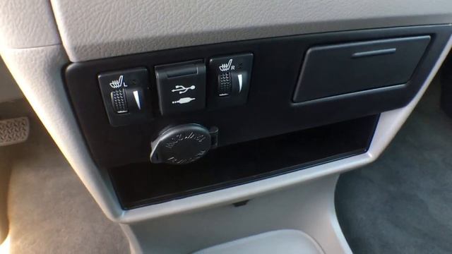 2018 Toyota Sienna FWD LE 8 Passenger Walkaround - Brampton ON - Attrell Toyota смотреть онлайн