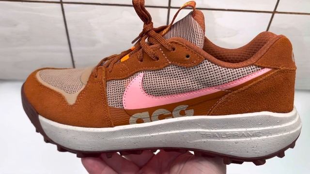 Nike ACG Lowcate Bacon Brown Orange Shoes смотреть онлайн
